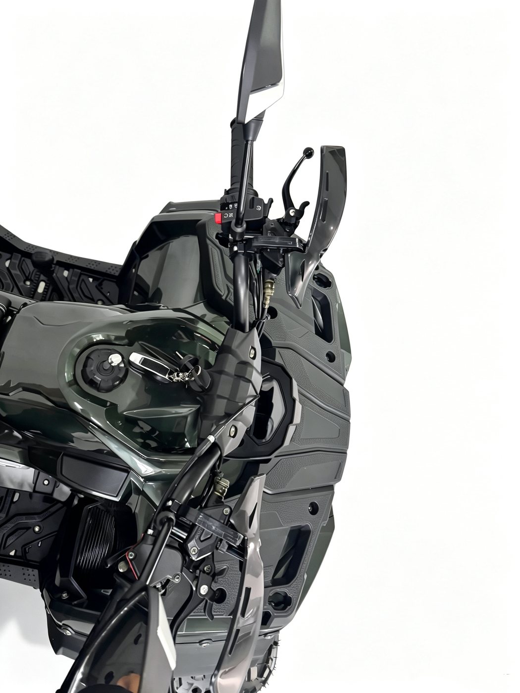 WANYU Varko 125U, ATV de gasolina de 125 cc — Mandos del manillar y paramanos