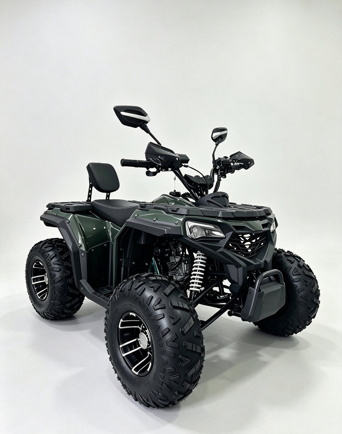 WANYU Varko 125U, ATV de gasolina de 125 cc — Vista delantera de tres cuartos
