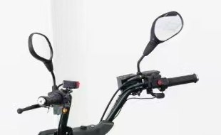 WANYU Varko E15 4×4 electric ATV — Handlebar and mirrors