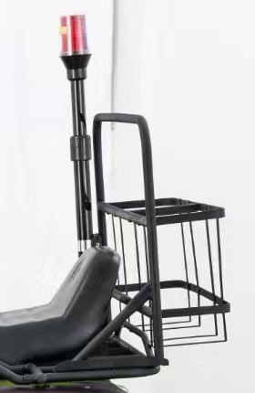 WANYU Varko E15 4×4 electric ATV — Light mast and rear frame